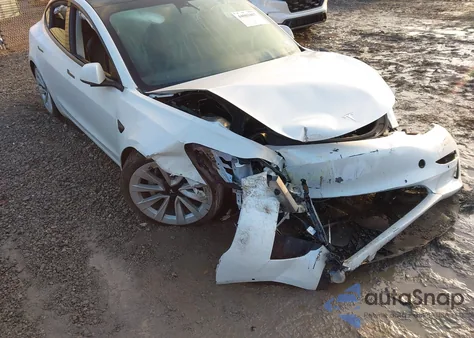 2022 Tesla Model 3 Long Range Dual Motor All-Wheel Drive from USA, damaged, VIN 5YJ3E1EB5NF105799